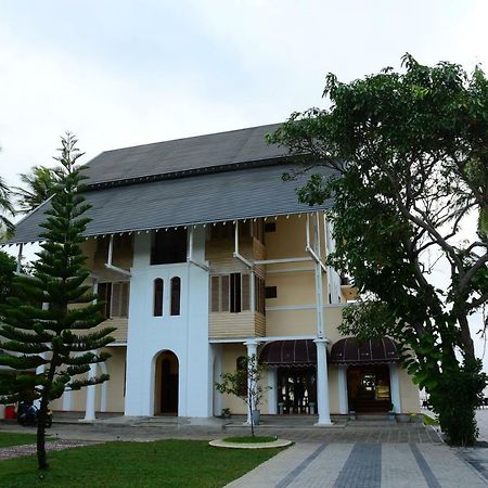 Hotel Leaf On Lagoon Katunayaka Exterior foto